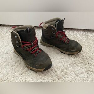 Vasque Hiking Shoes